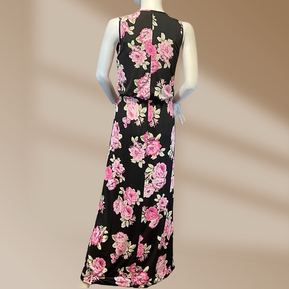 Women's Trixxi NWT Black Floral Maxi Dress Size Small Originally $59 Value - Picture 3 of 5